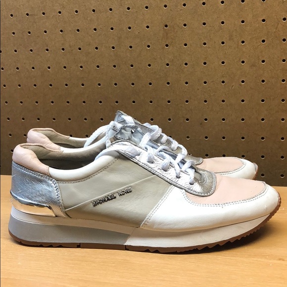 Michael Kors Shoes - Michael Kors Leather Women’s Sneakers sz 8